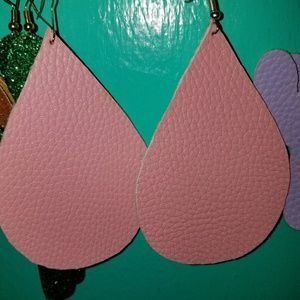 Leather earrings